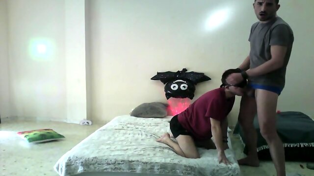 Big Bareback Fuck Using Toys And Covering Eyes !!