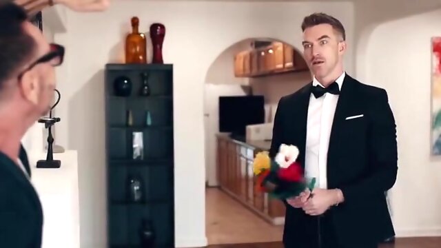 Hunk Gays And Trade Passioanate With Vince Parker And Lucas Leon