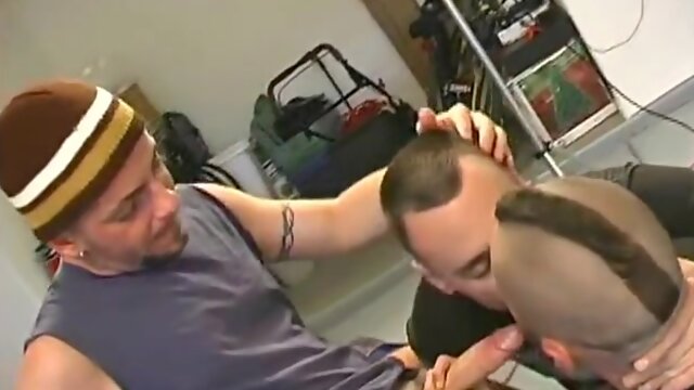 Two Excited Cumlover Take Trips To Engulf Several Big Weenies