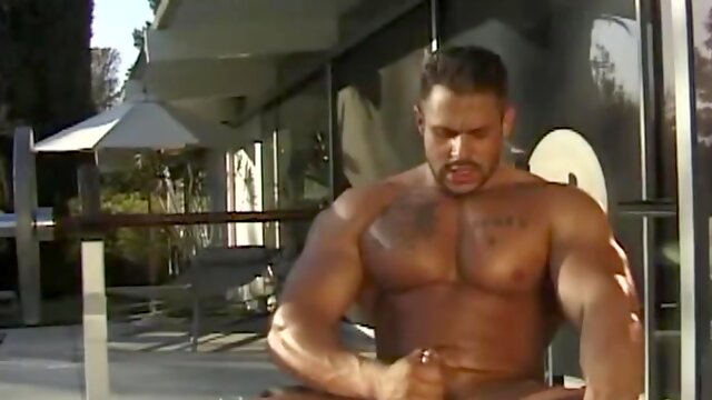 Good Outdoor Masturbation Starring A Muscled Buddy