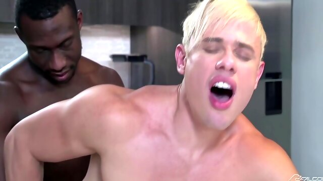 Bleached Twink Pounded By Parker Paynes Bbc - Naked World