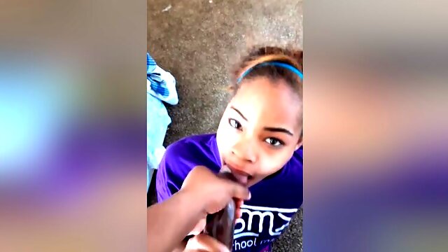 Babysitter Getting Her Tip