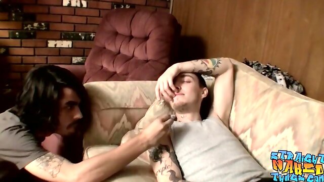 Hetero thugs Blinx and Devin Reynolds fap and jism