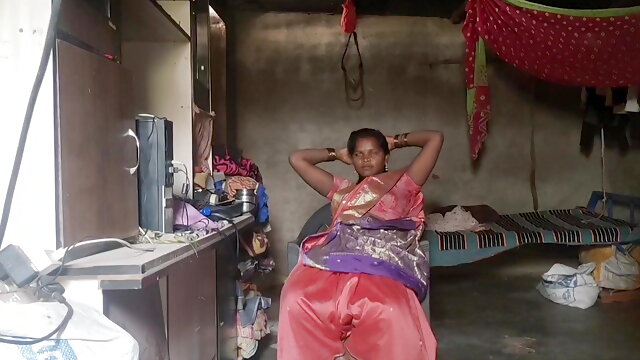 Village Bhabhi, Indian Village Sex, Desi Mature, Indian Hairy Wife, Housewife