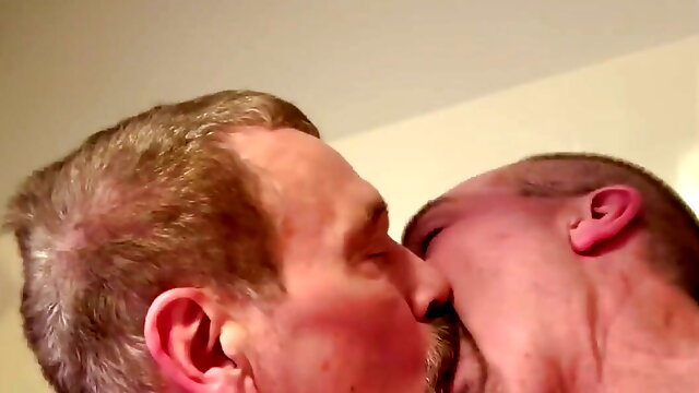 Gay Cum Kissing, Gay Pissing, Gay Daddy