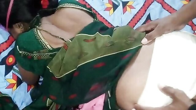 Hd Indian Saree, Friends Hot Mom, Housewife