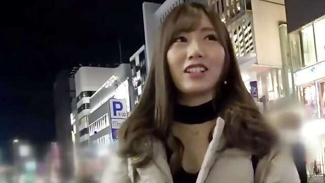Akari, an apparel store clerk in Harajuku, is the most beautiful woman with a divine presence! ! A miraculous erotic goddess who