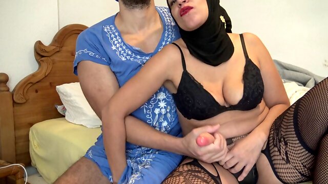 Palestinian warm MILF Aunty Anal boinking neighbour man. HUGE ASS ARAB MATURE BBW BIG TITS