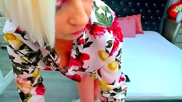 Webcam Video Amateur Blondie Webcam Free Blonde Porn
