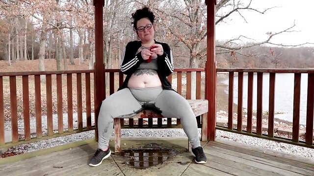 Hairy Squirt Solo, Pissing Outdoor, Squirt Leggings
