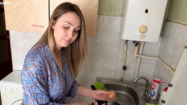 Surprise Mom, Real Surprise, Russian Milf, Russian Stepmom, Homemade, Amateur