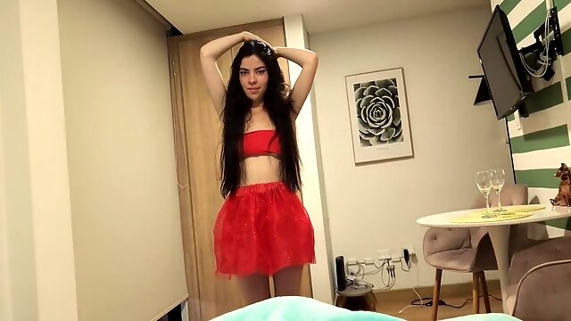 Jopy Laura In Beautiful Woman In A Red Skirt And Without Underwear, Wants To Be Fucked As A Christmas Gift 18 Min