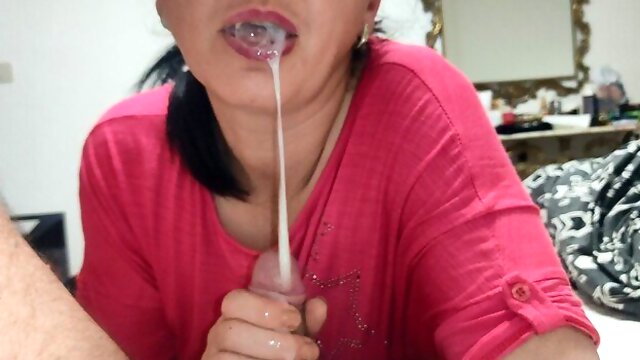Mature MILF Wife Blowjob and Massive Cum Load in her Mouth - Sloppy Cumshot in Mouth POV