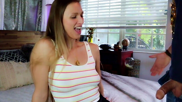 British CFNM amateur babe deepthroats and sucks BFs cock in the bedroom