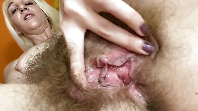Joi Solo, Hairy Solo Gaping, Clit