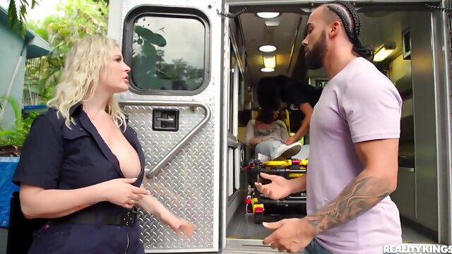 Jenna Starr, Roxie Sinner, James Angel - Emergency Threesome