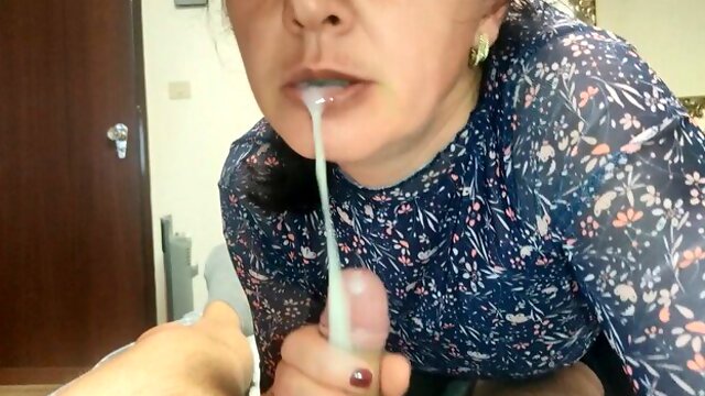 Please dont tell anyone ! MILF Stepmom Housewife Blowjob with Cum in Mouth to help his Stepson