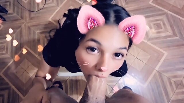 Teenage 18 Sucking Dick on Snapchat