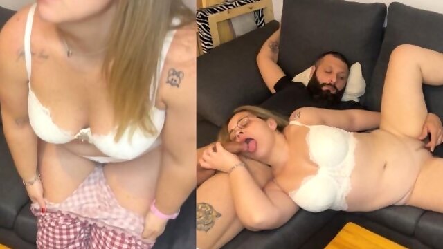 I SURPRISE MY TINDER DATE IN LINGERIE WITH A BLOWJOB - AMATEUR LENCERIA