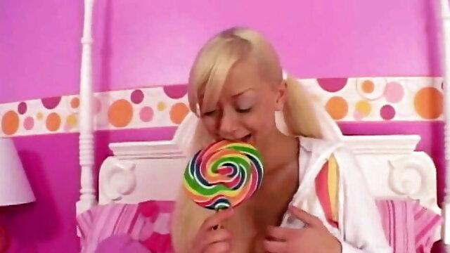 Lil Lexy Masturbate with Candy Stick