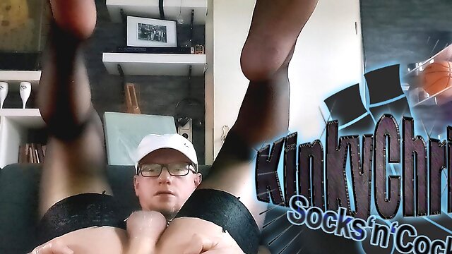 KinkyChrisX spoils his boypussy in wearing black nylons