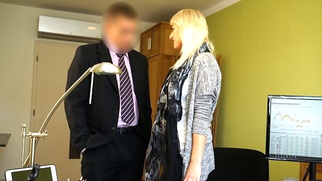 GFs czech couple money clip by Loan4k