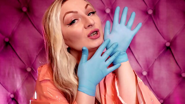 ASMR: blue nitrile gloves fetish - super-hot sounding - mummy in pinkish PVC coat (Arya Grander)