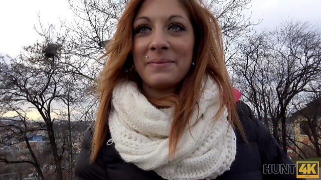 Jungendliche Schauen Zu