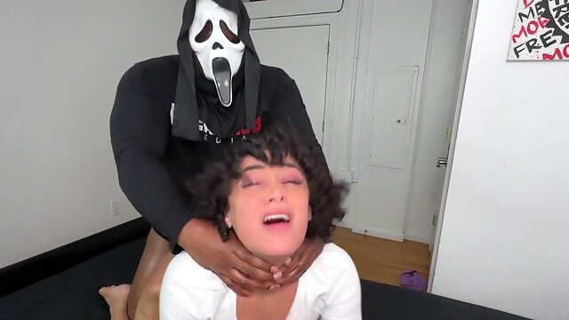 SCREAM! Cosplayer Manhandles and Anal Fucks His Victim with BBC