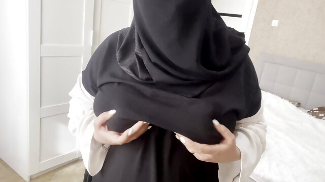 Hijab, Voyeur, Mom, Arab, Nipples