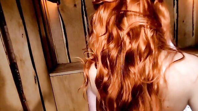 Ginger Hair, Sauna