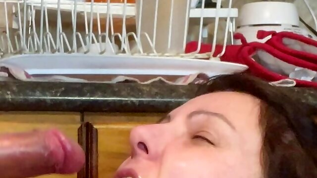 Taking Massive Cumshot In My Mouth and on Face