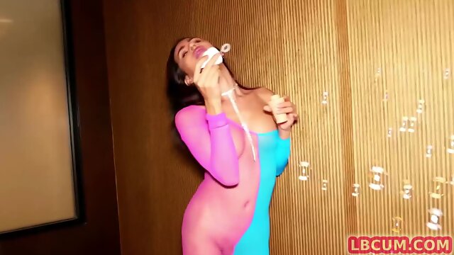 Playful ladyboy blows bubbles and gets barebacked