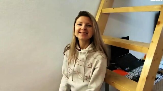 Gina Gerson, Kis Mell, 18 Éves, Vékonyka