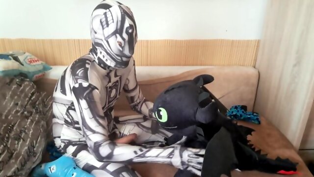 Robot and Toothless in bed..2 times