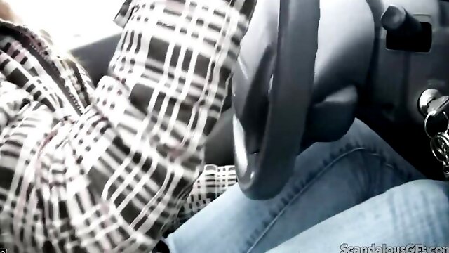 Lustful babys sucking dirt