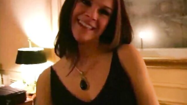Flattering GF at striptease clip