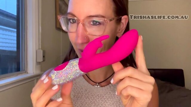 The rabbit company Crystalized Rabbit Vibrator SFW review