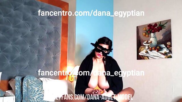 Dana Egyptian, Arab