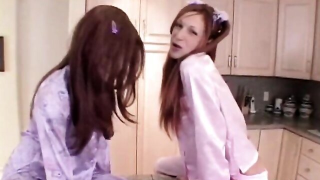 Nahaufnahme Lesbian Kissing
