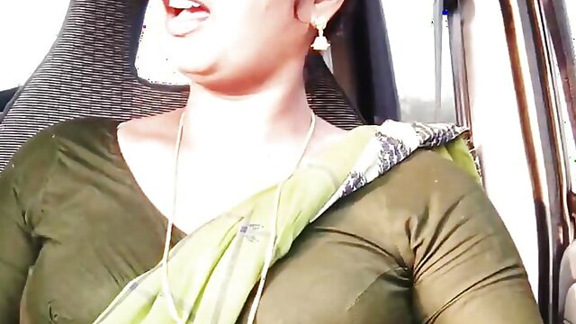 Telugu crezy DIRTY talks, beautiful saree indian MAID car sex.