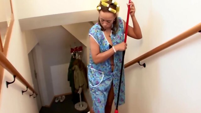 Horny Horny Cleaning Lady Lets Herself Be Fucked Properly