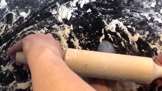 Cooking dick for dinner. Part 3/3. Extremely press my penis and eject sperm.