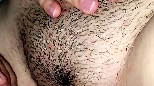 Latina, Hairy