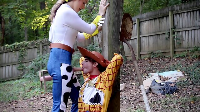 Shemale Zoey with big cock Cosplay as Jessie fuck bareback his boyfriend as woody
