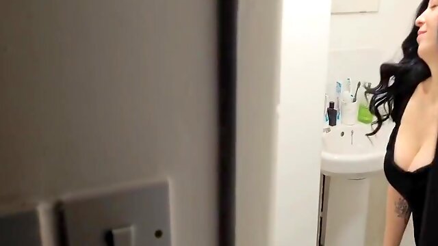 Friends Stepmom Gets Caught Naked In The Bathroom 5 Min