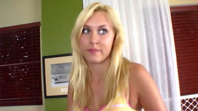 Sex Addicted Blonde Wants It Hard Every Day