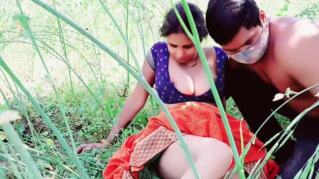 Indian Outdoor, Amateur Outdoor, Outdoor 2024, Indian Wife, Husband, Brunette