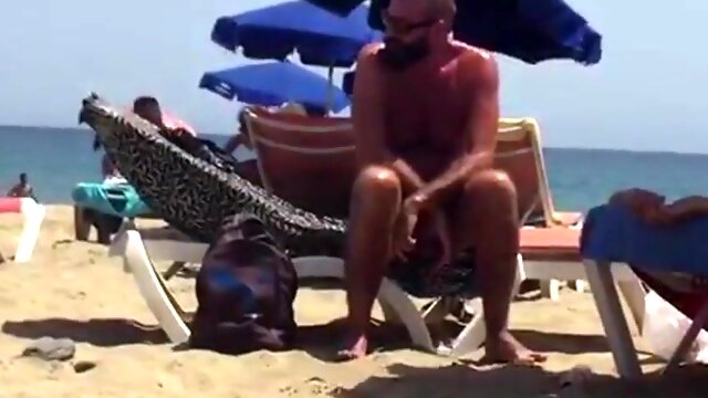 Str8 spy daddy bear at the beach 9