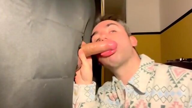 Gay Ball Sucking